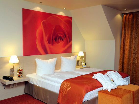 Logis Hotel Kur- Und Wellnesshaus Spree Balance Burg  Esterno foto
