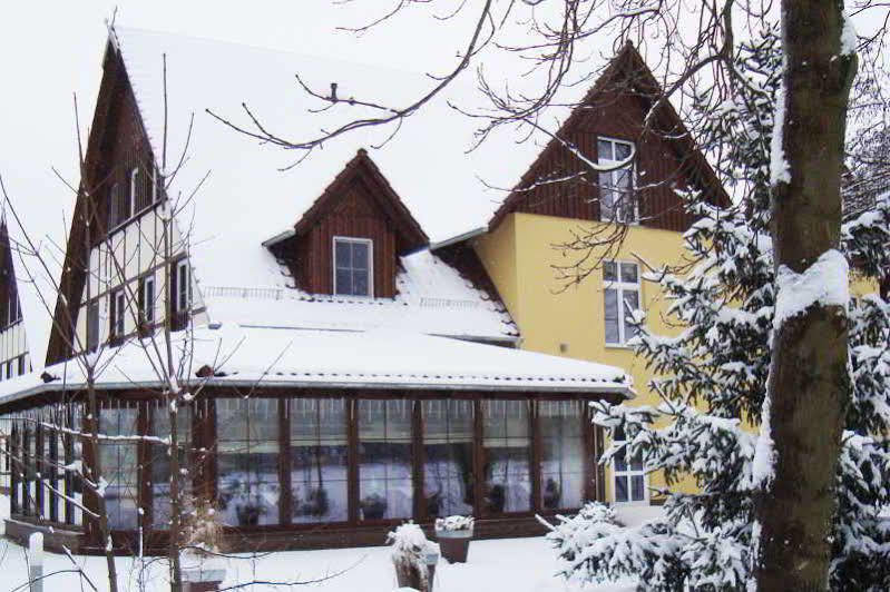 Logis Hotel Kur- Und Wellnesshaus Spree Balance Burg  Esterno foto