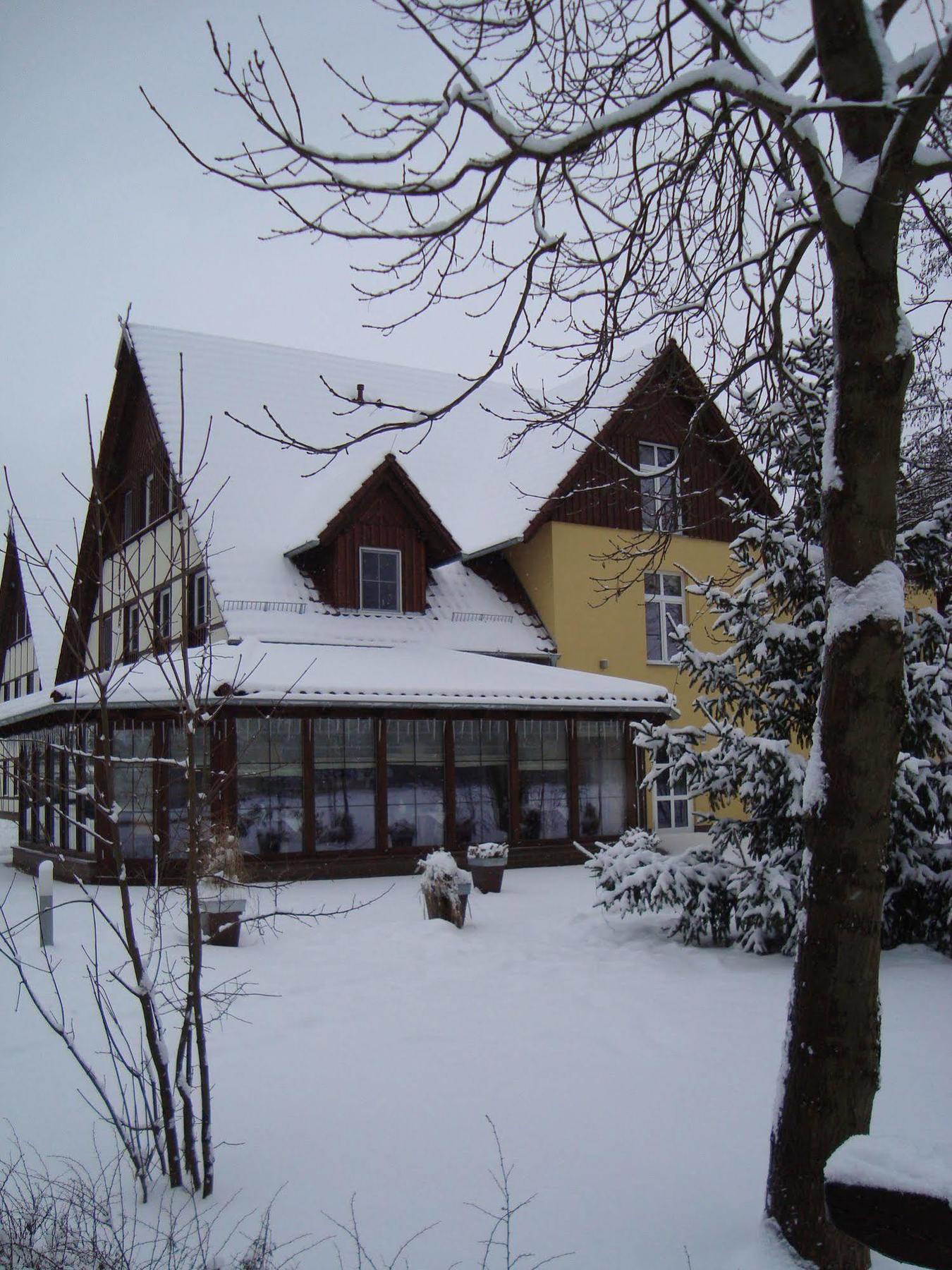 Logis Hotel Kur- Und Wellnesshaus Spree Balance Burg  Esterno foto