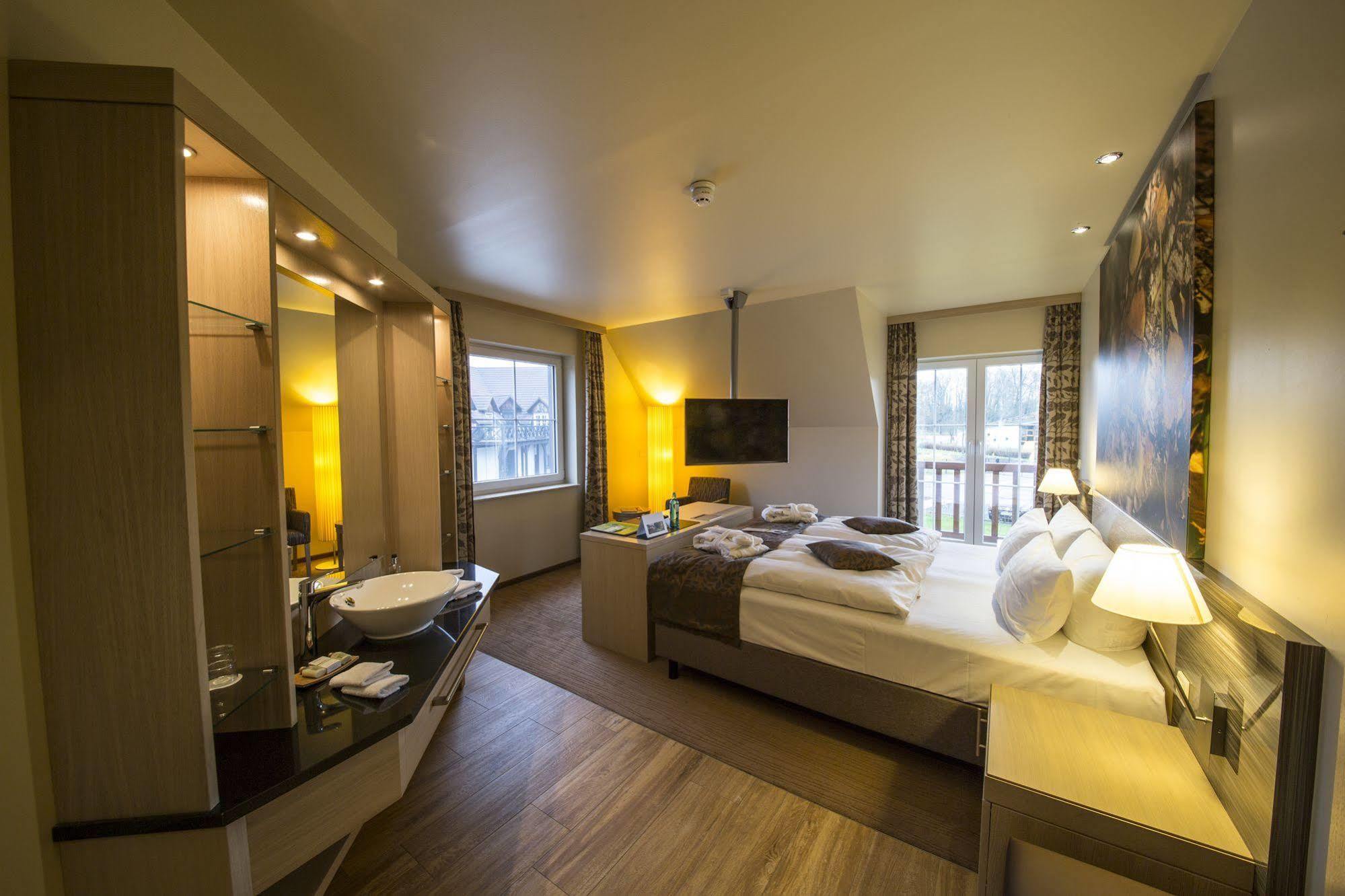 Logis Hotel Kur- Und Wellnesshaus Spree Balance Burg  Esterno foto